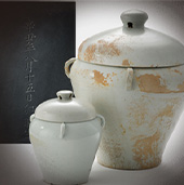 Set of White Porcelain Placenta Jars and Tablet for King Sukjong