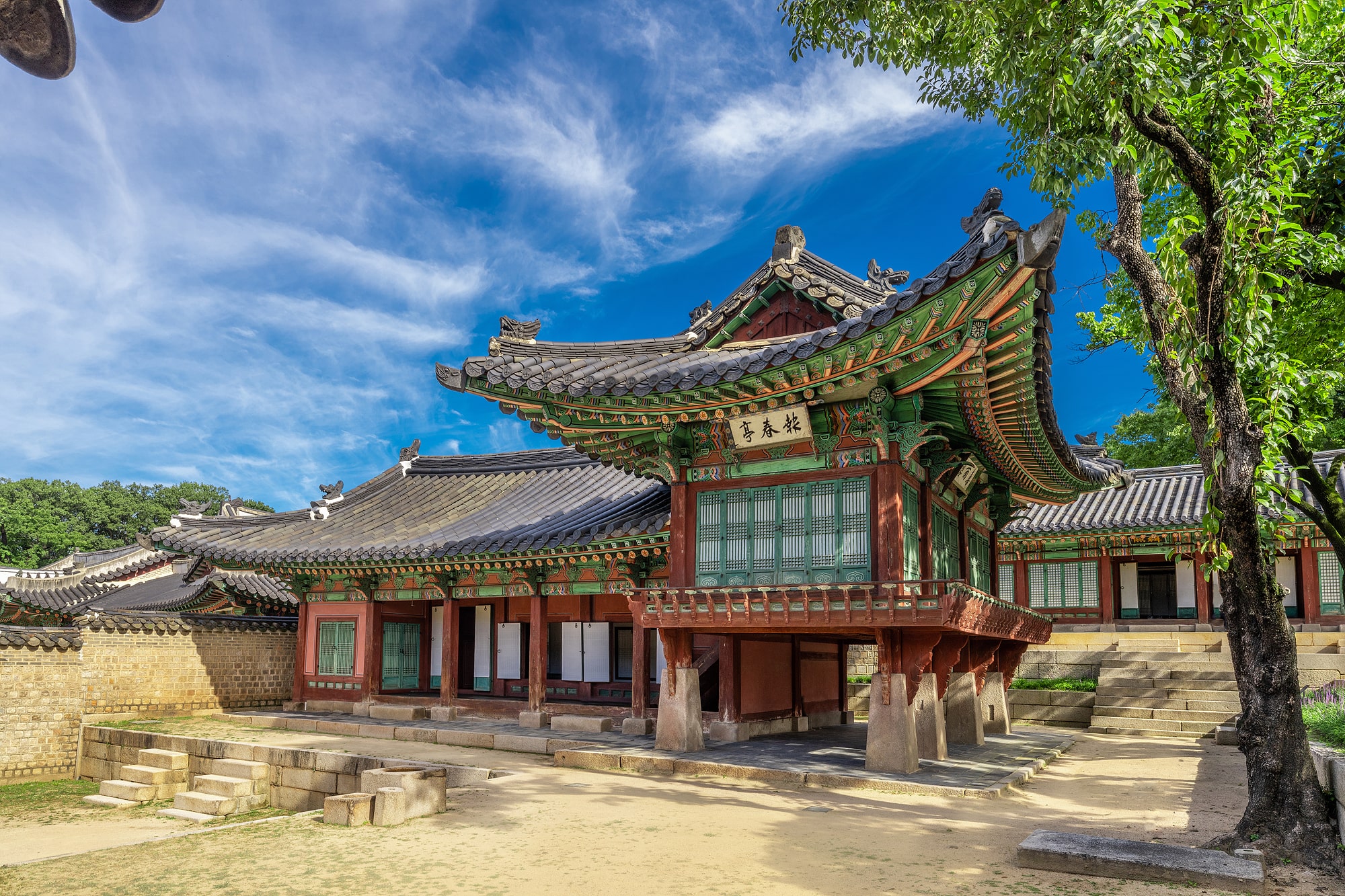 Bochunjeong and Huiuru Pavilions