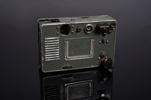 Radio Set from the January 21 Blue House Raid Attempt