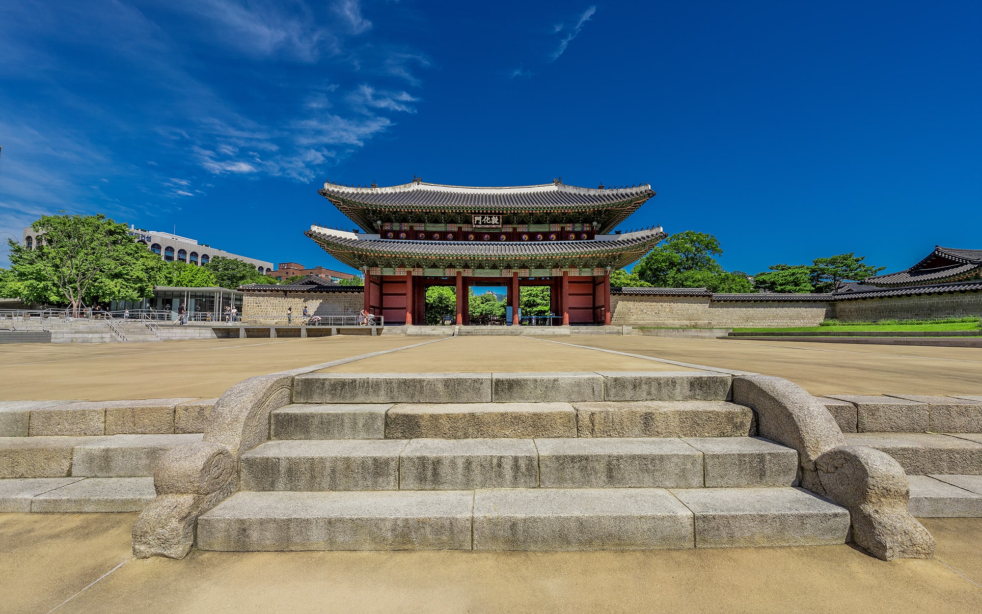 Donhwamun Gate