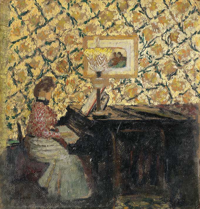 피아노를 치는 미시아