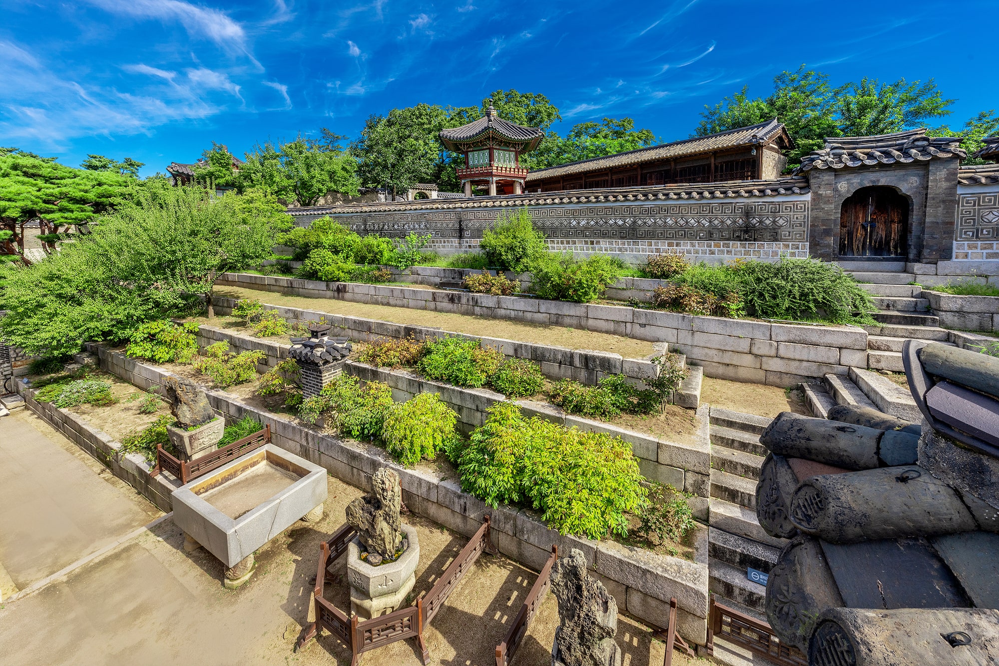 Nakseonjae Flower Terraces and Rear Garden