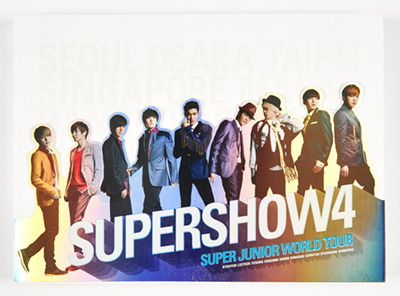 Hallyu and K-pop : SUPER JUNIOR World tour concert photobook