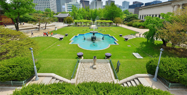 Western Garden and Fountain