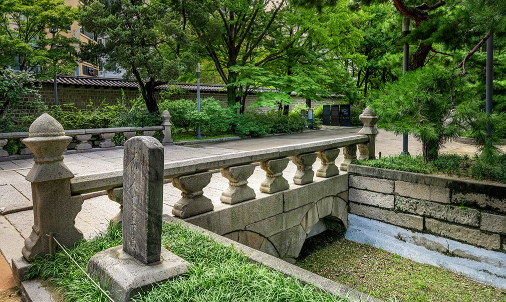 Hamabi Stone and Geumcheongyo Bridge