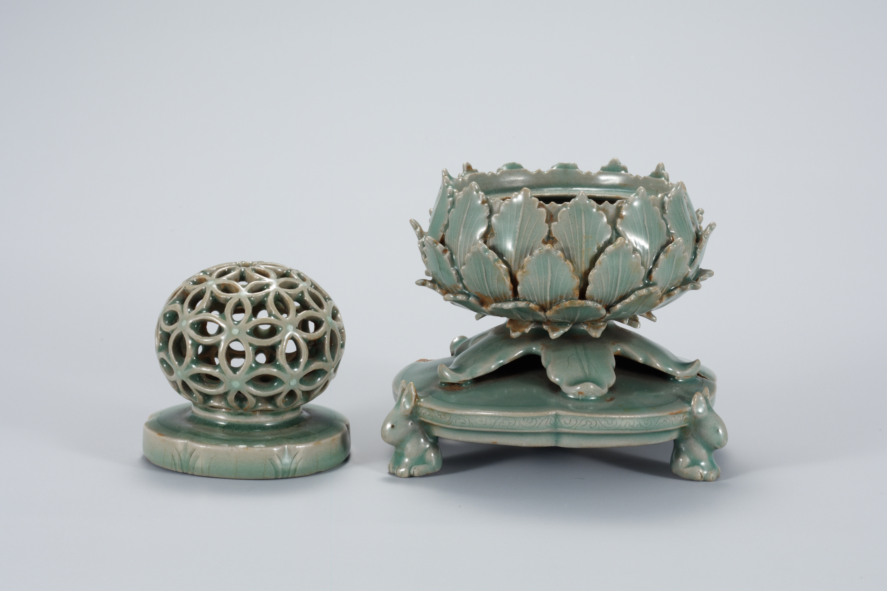 청자 투각 칠보무늬 향로