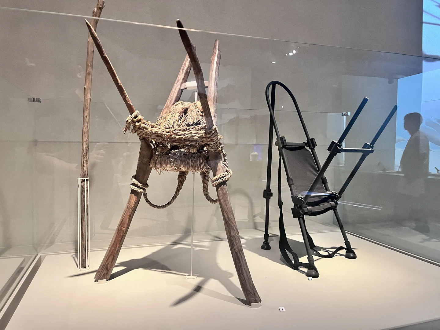 Jige, A-frame Carrier